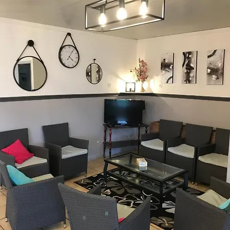 Le Chouet בית הארחה Sailly-lez-Cambrai